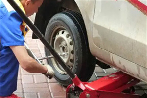 龙华区附近拖车24小时服务热线电话