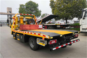 龙华区道路救援拖车报价