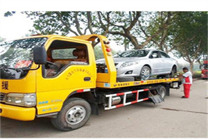 龙华区附近24小时汽车拖车服务热线