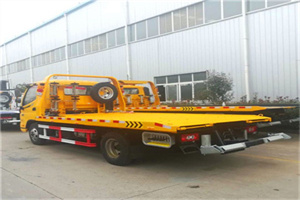 龙华区附近拖车救援搭电