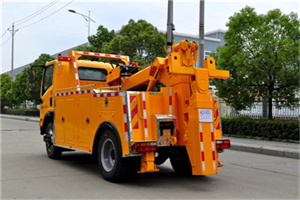 龙华区高速路拖车费